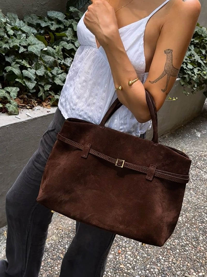 Handtasche in Wildlederoptik
