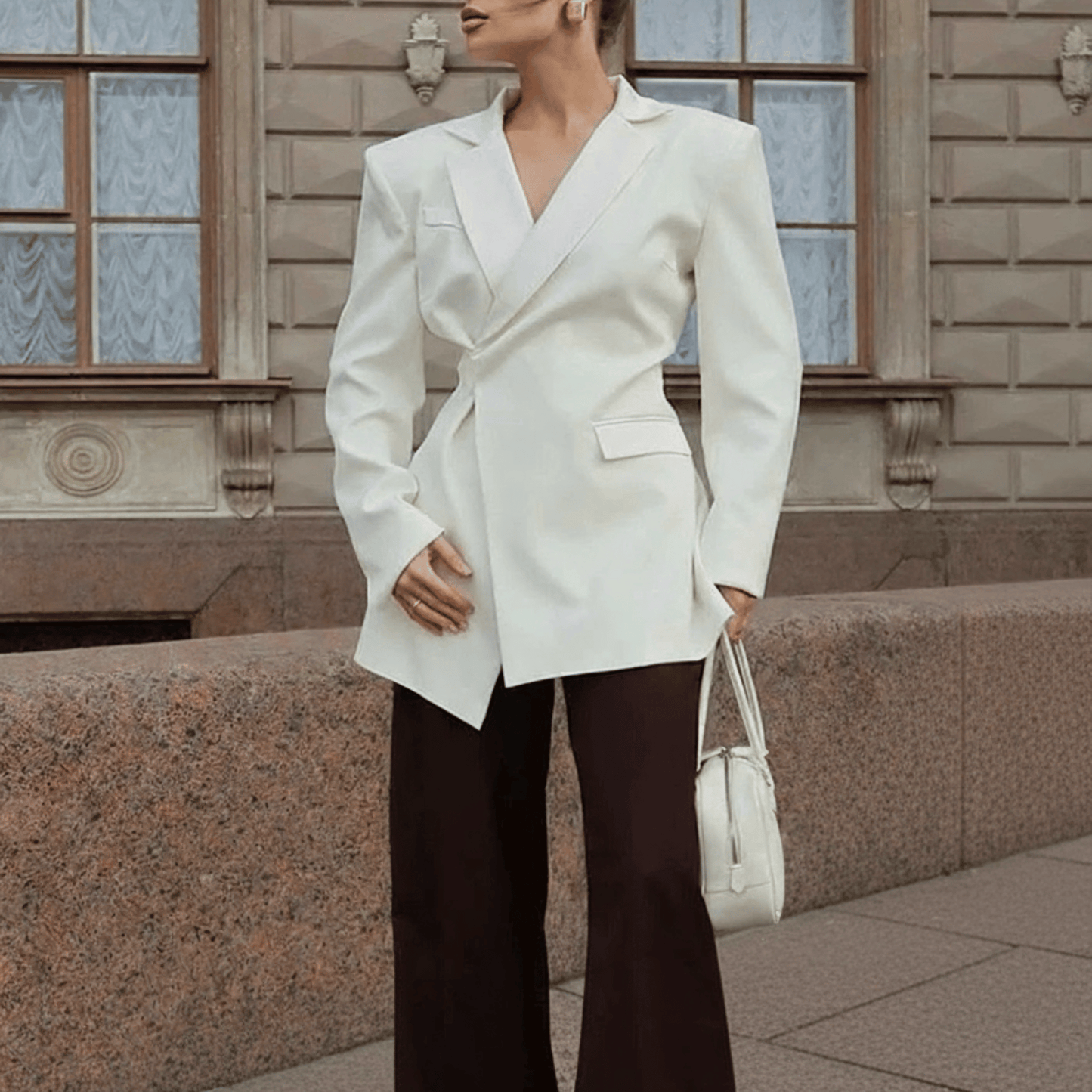 Rückenfreies Blazer-Oberteil