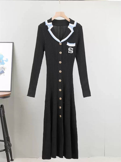 Strickkleid mit feinem Fall