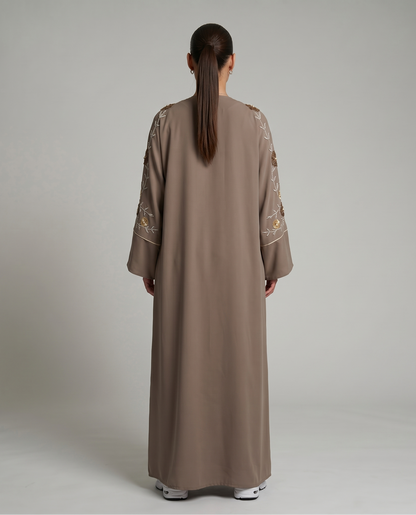 Bestickter Kimono mit Blumenmuster