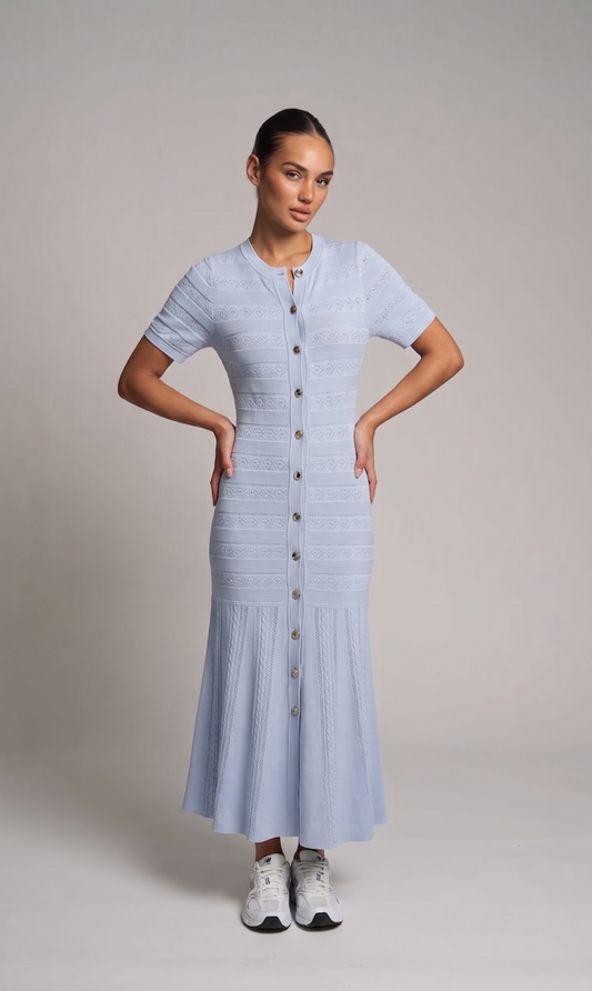 Himmelblaues Maxikleid