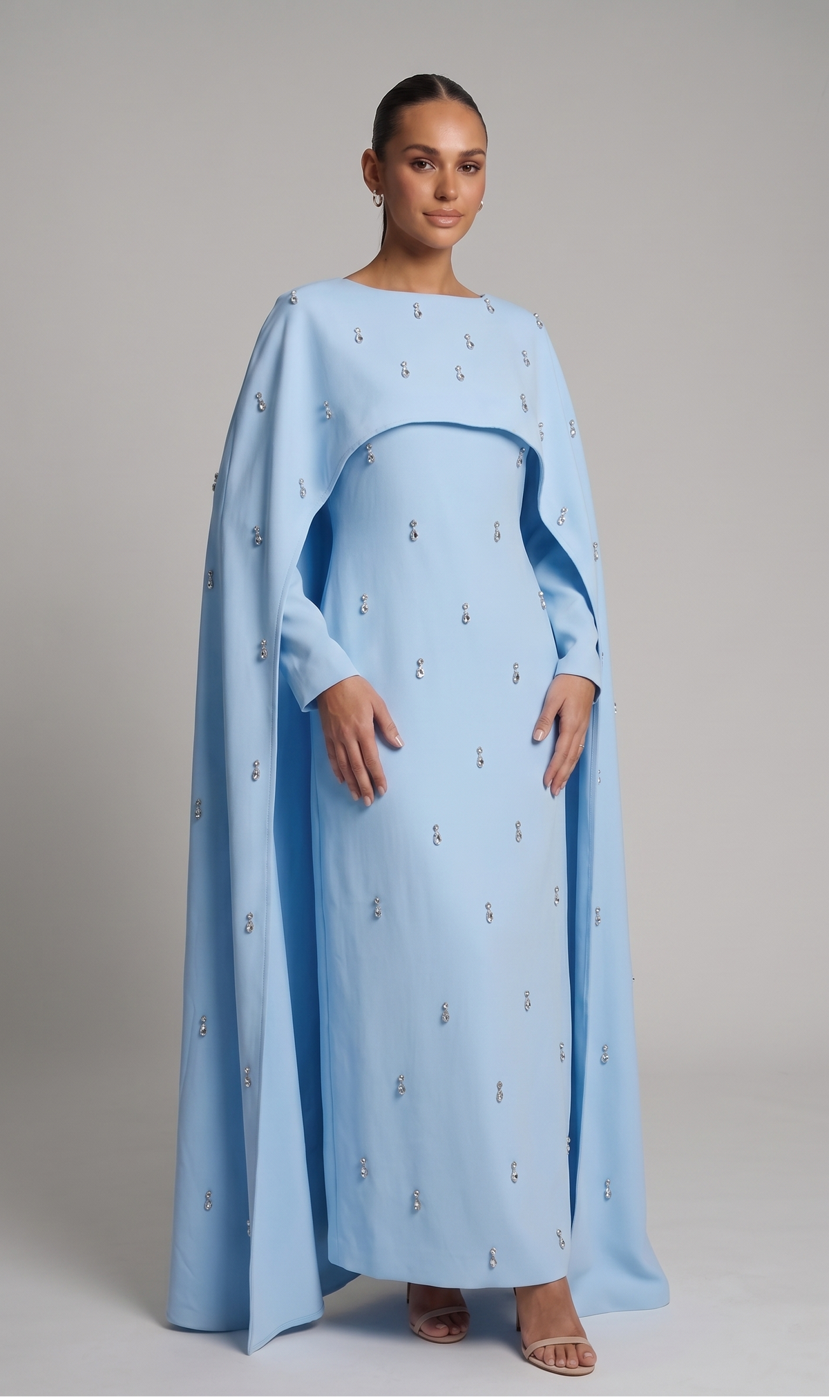 Abaya mit Cape und Applikationen