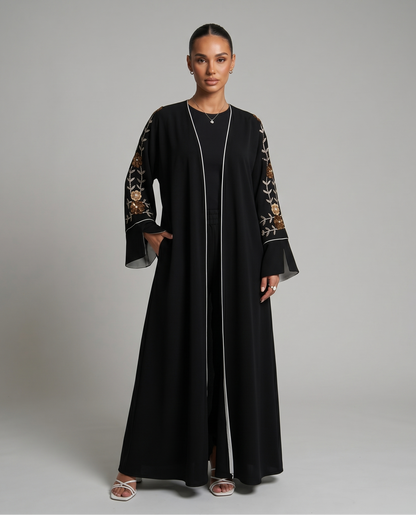 Bestickter Kimono mit Blumenmuster