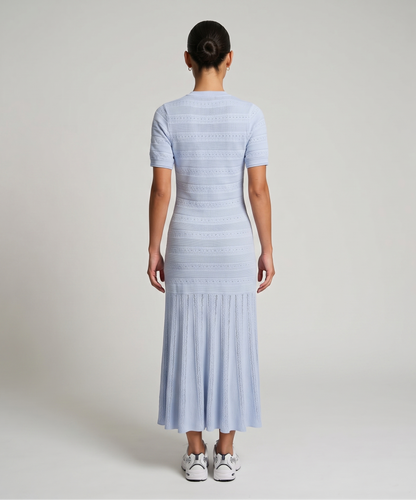 Himmelblaues Maxikleid