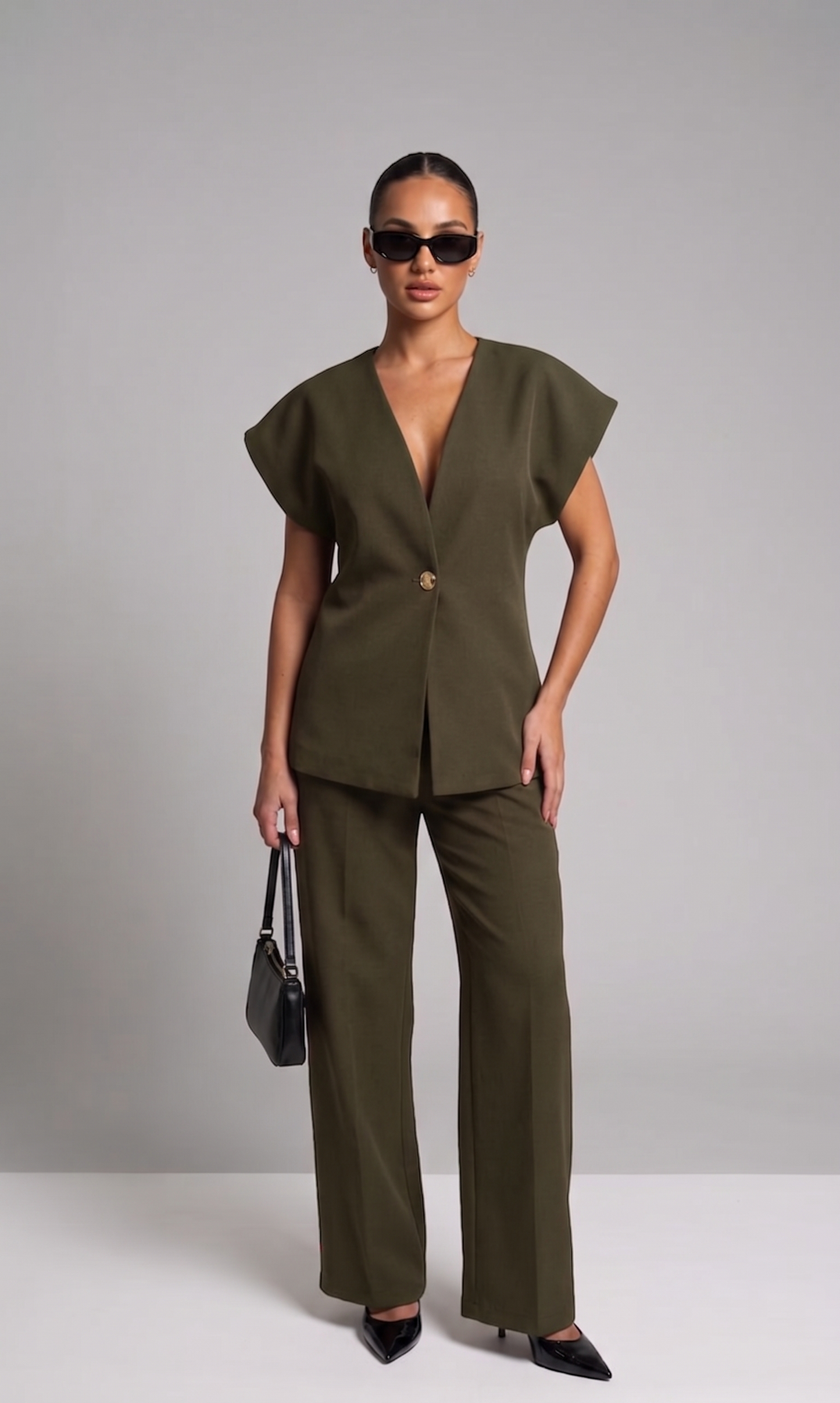 Set aus Geknöpftem Oberteil und Hose