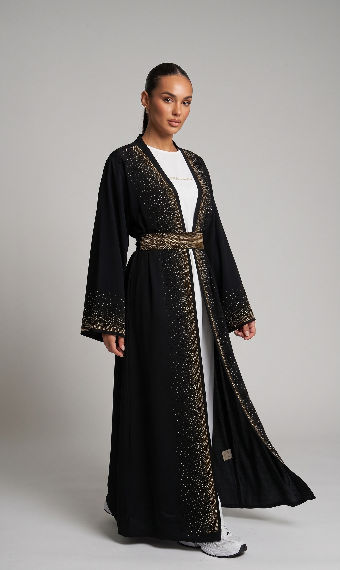 Kimono mit Straßsteinen