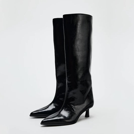 Stiefel mit Kitten Heel